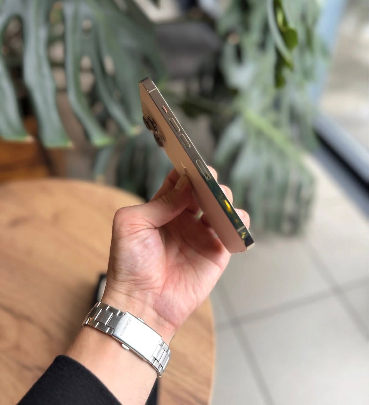 IPhone 13 Pro Max 256GB Nuevo - Dorado